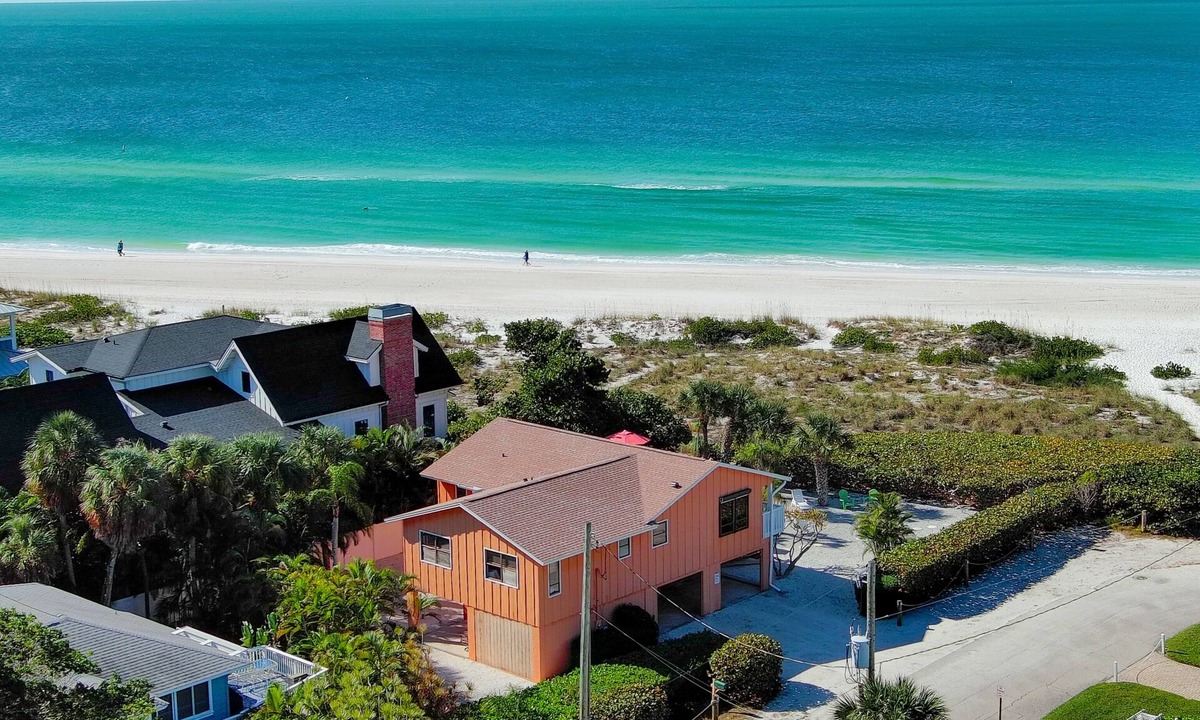 Holmes Beach House | Breakers 3 · Gulf Front · 28-Night Minimum
