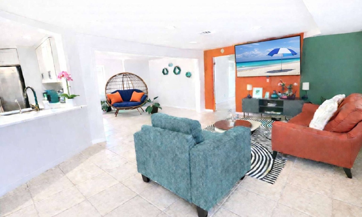 Apollo Beach House | Breezy Cove-Spacious, Gulf Access, Near Beaches