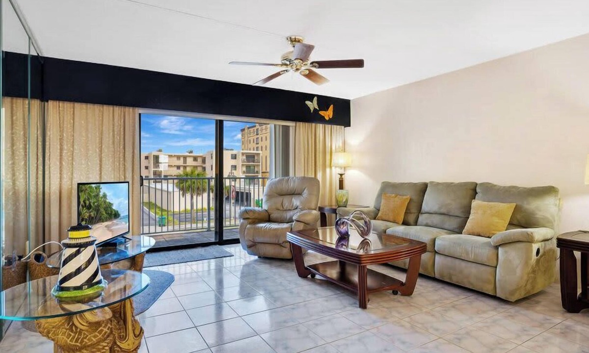 Ocean View Halifax Estates Apartment | Bright apartment w/pool & balcony