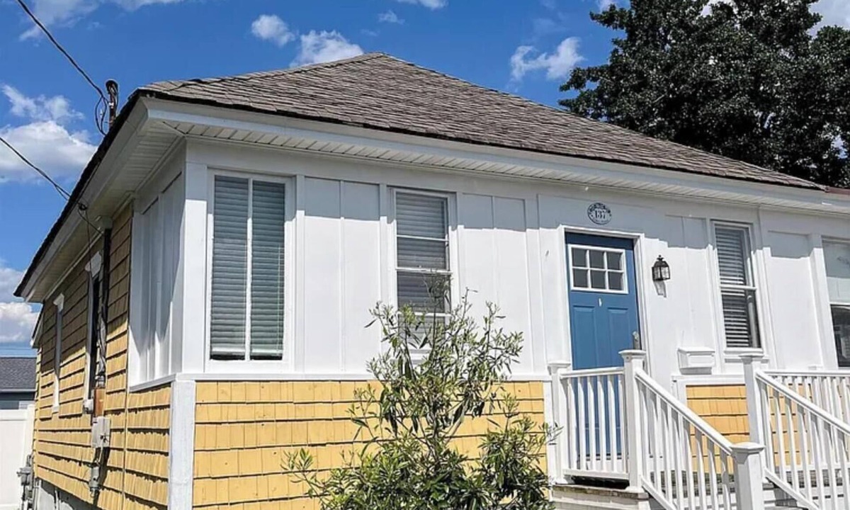 Somers Point Cottage | Brilliant 2-bedroom cottage with Bay views in Somers Point