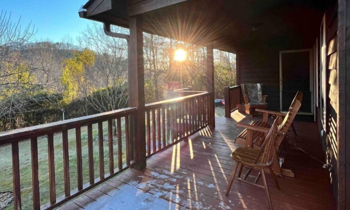 Marble Ski Chalet | Buford's Bluff