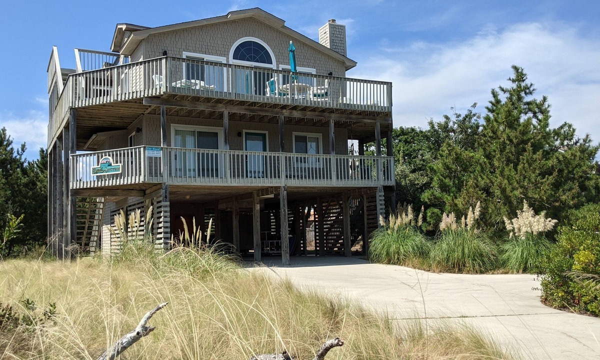 Carolina Dunes House | 'Byrd Sanctuary — Oceanside Home, Where Ocean Meets the Sound, Peace Is Found'