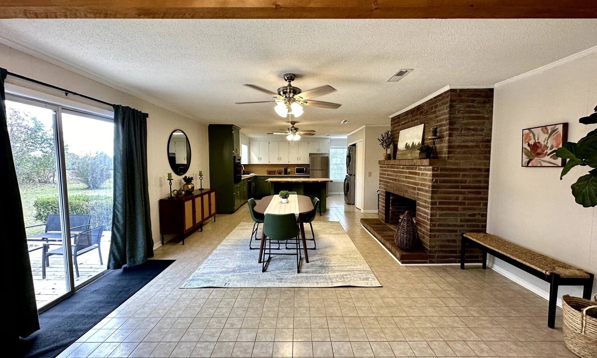 Dothan House | Cameron Cottage in Dothan. 3 Bedroom 2 Bath.