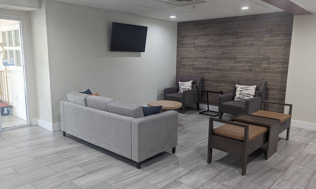 Wilson Hotel | Candlewood Suites Wilson by IHG