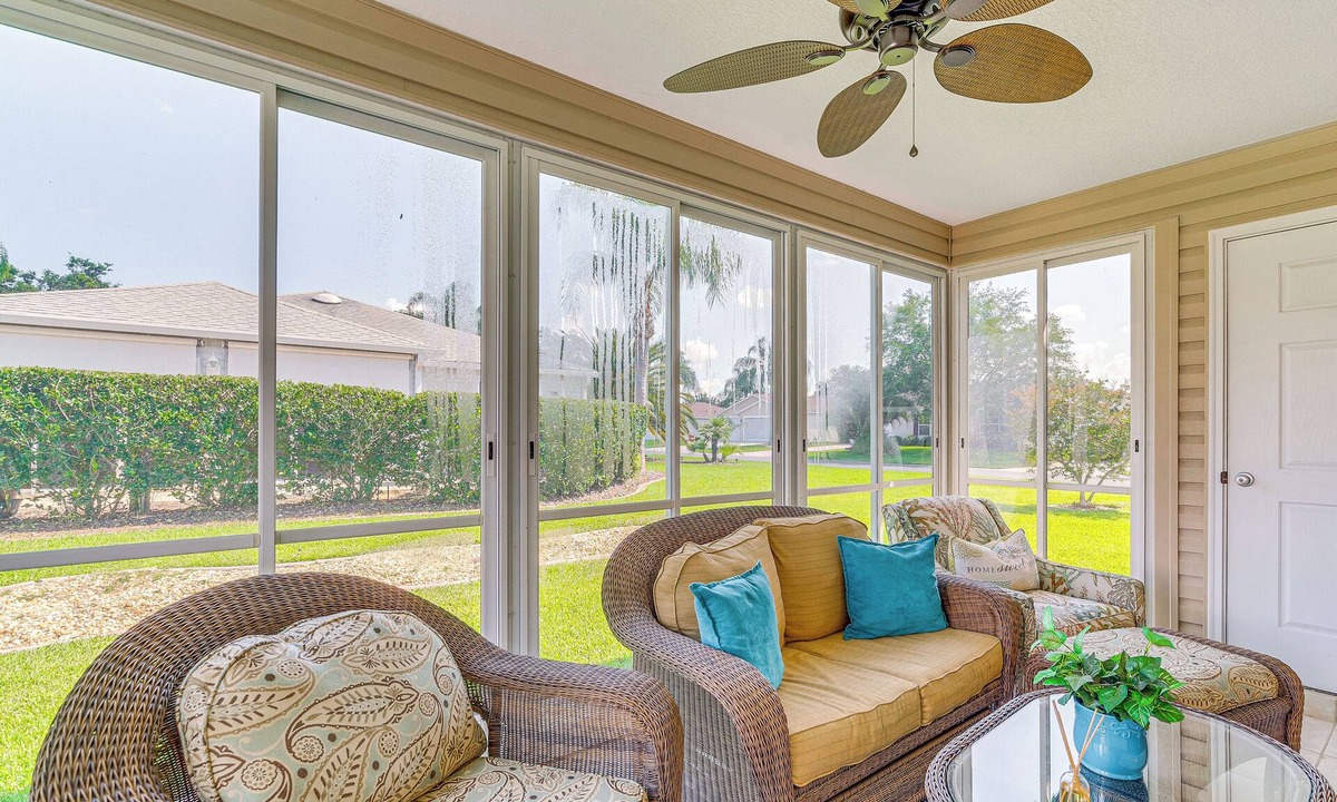 Lynnhaven Cottage | Centrally Located Corner Home Near Lake Sumter