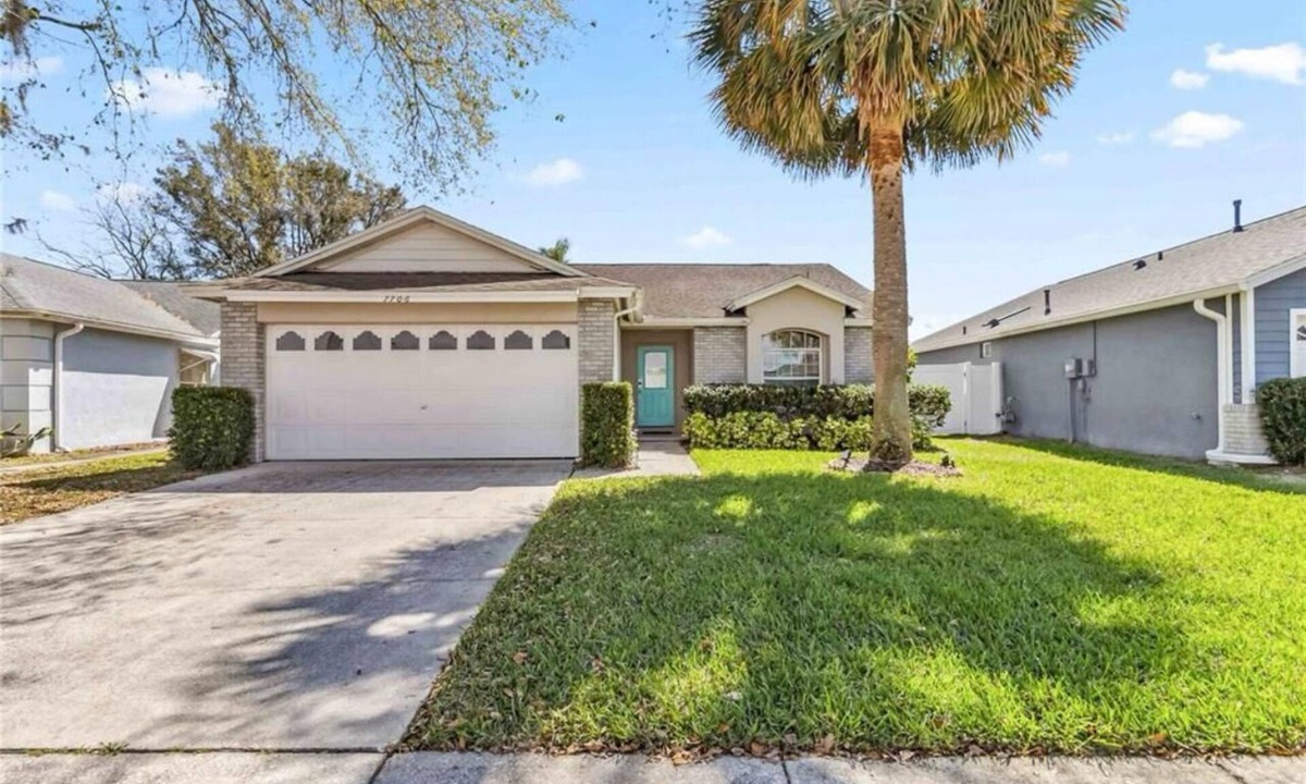 Indian Ridge House | Charming Pool House, 10-15min to Disney, 2BR/2BA.