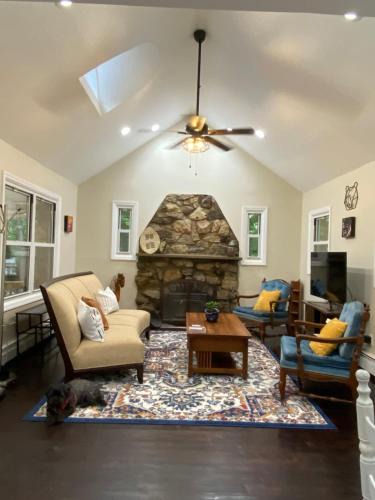 Mount Hope Villa | Charming Rustic Stone Cottage