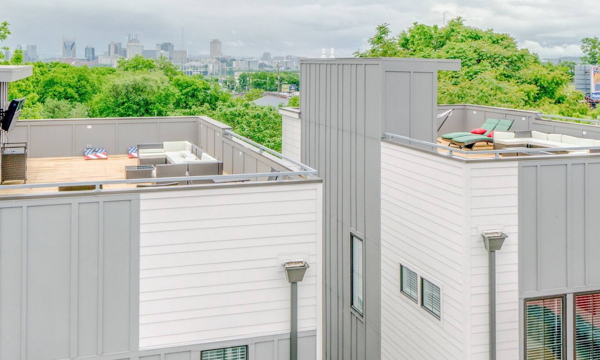 Cleveland Park House | Charming & Spacious NEW Modern Townhouse with rooftop