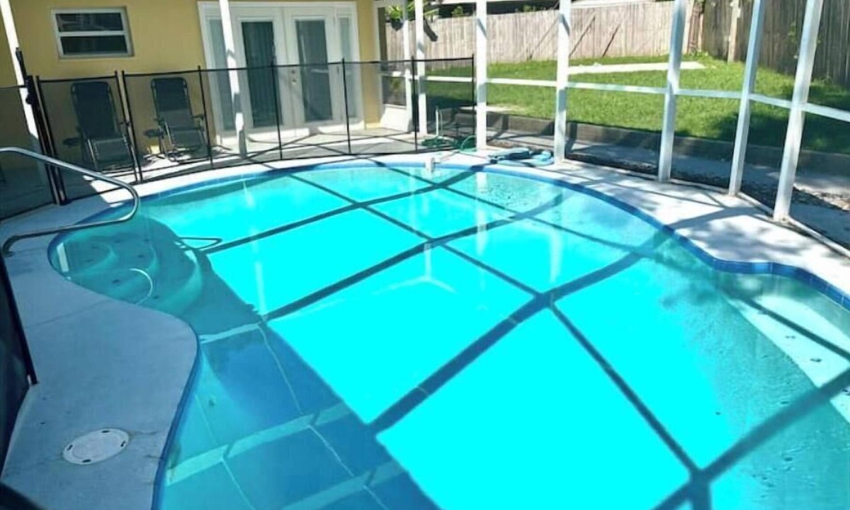 Clearwater House | Clearwater Relaxing Pool Home 10PPL