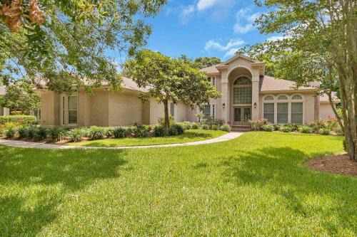 Sawgrass House | Club Views - Pet-friendly 5BR w pool & BBQ patio