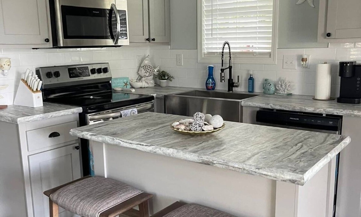 Elberta House | Coastal Charm