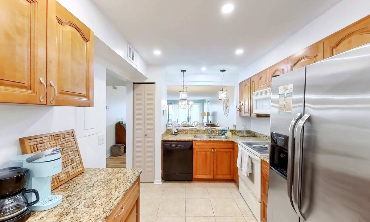 Indian Shores Condo | Coastal condo with beach and pool access balcony WD central air and water views