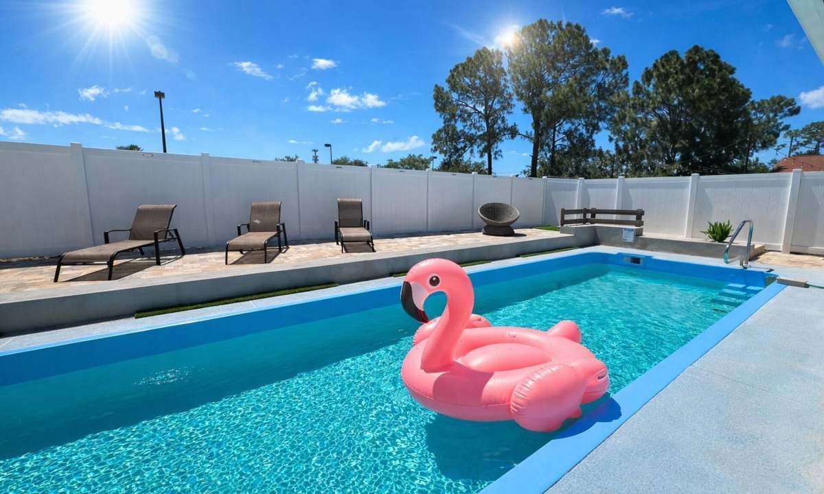 Holiday Garden Estates House | Coastal Getaway with Private Pool Near Anclote Beach