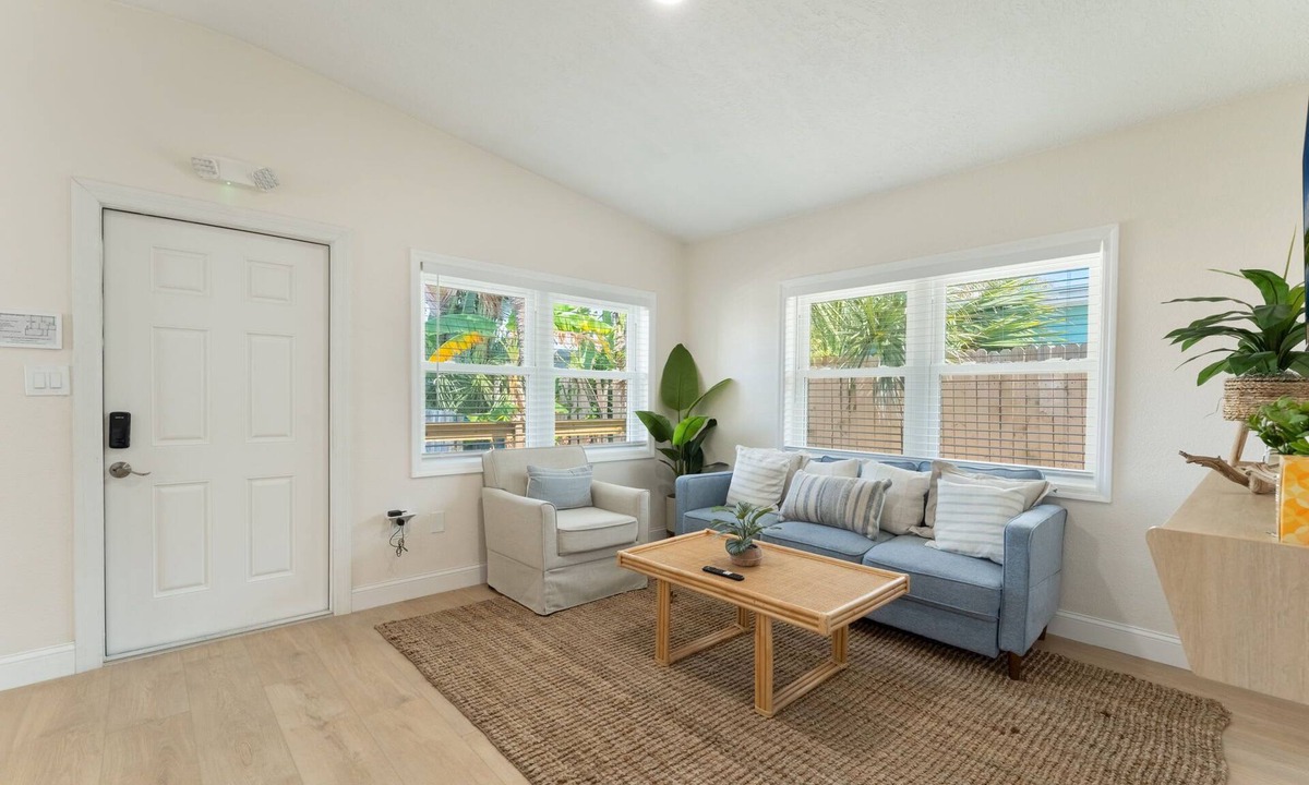 Parsuns To Cocoa Beach Apartment | Coastal Reef Retreat in Cocoa Beach