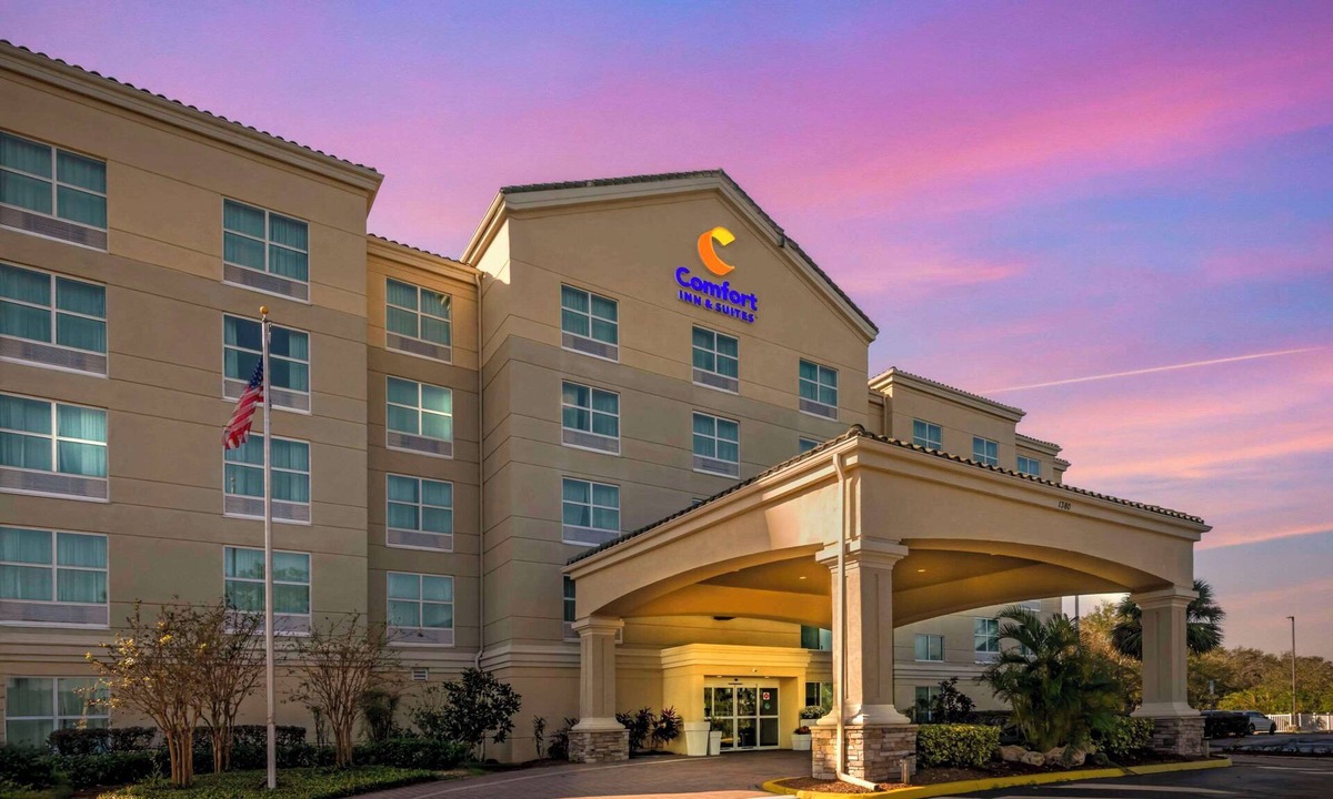 Tavares Hotel | Comfort Inn & Suites Tavares North