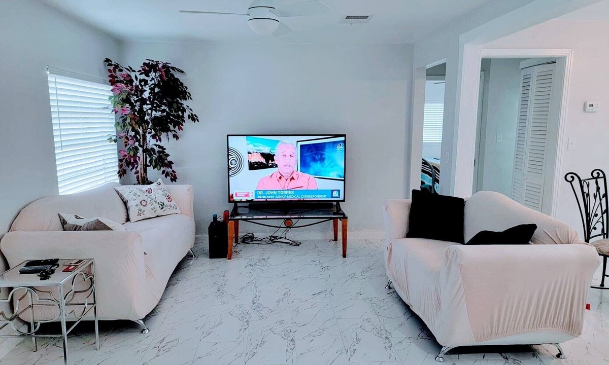 Temple Crest House | Complete Remodel Charmin home near bush garden,hard rock casino, Moffitt,Usf!
