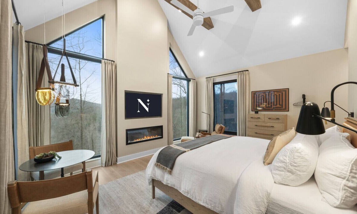 Sparta Cabin | Constellation Aries Suite