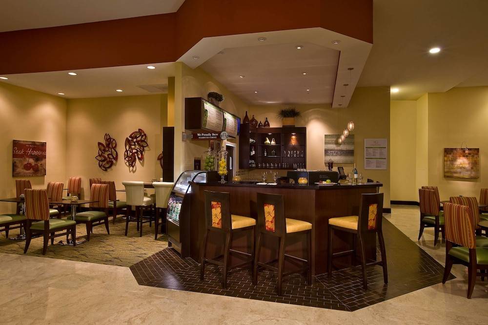 Bradenton Hotel | Courtyard by Marriott Bradenton Sarasota Riverfront