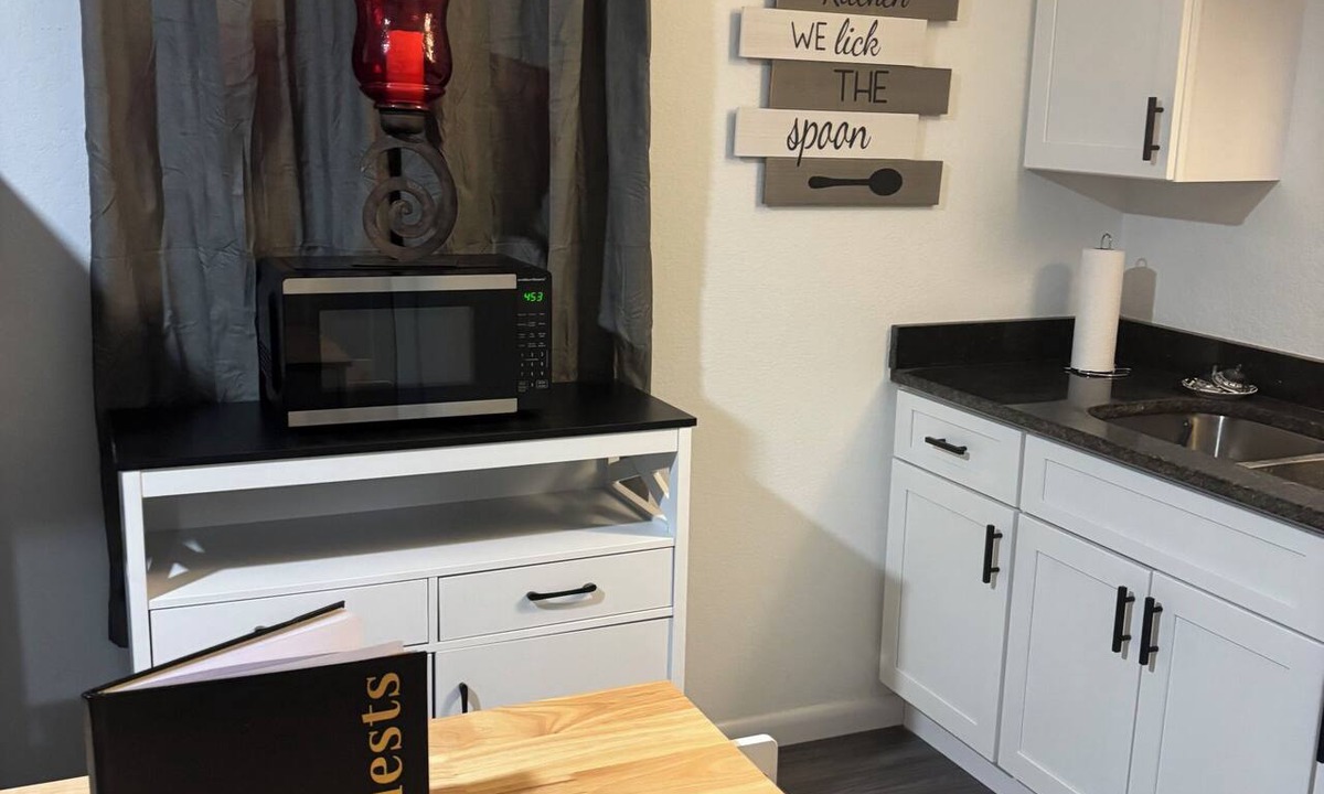 Mount Dora Apartment | Cozy 1-bedroom studio in serene Mount Dora with AC