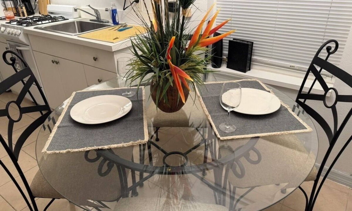Gulfport Apartment | Cozy studio in tranquil Gulfport with refreshing AC
