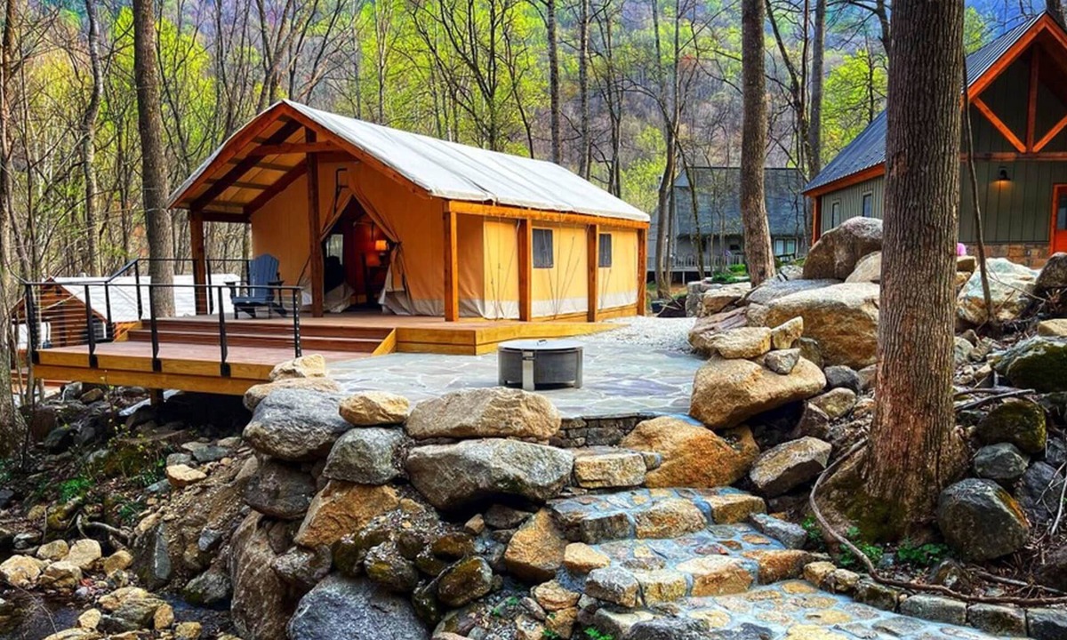 Roseland Cabin | Crabtree Meadows - Luxury Glamping in VA