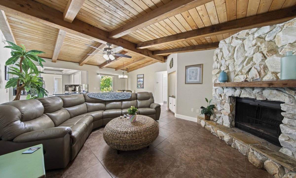Biggar House | Cypress House Private SALTWATER pool. Great location, 7 miles to the beach!