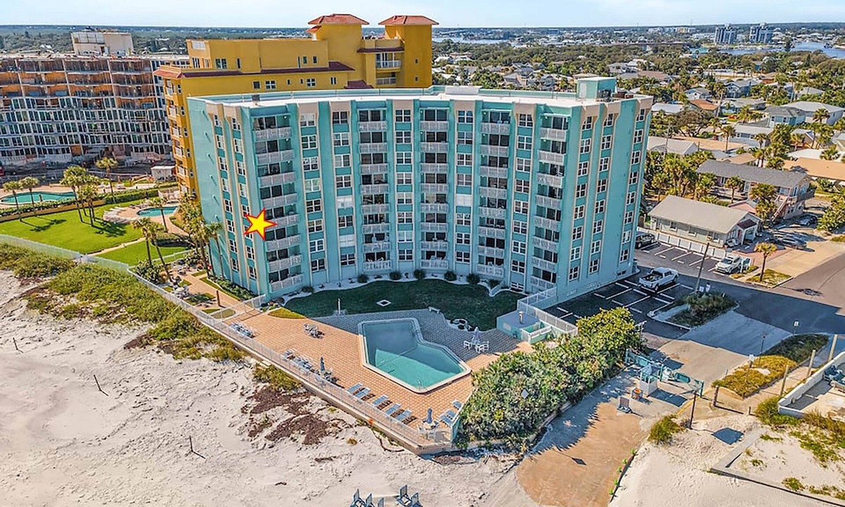 Boardwalk Condo | Dazzling Oceanfront Condo - CT Unit 401