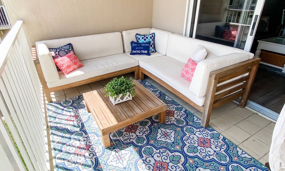 New Smyrna Beach Condo | Direct Ocean Front Cozy Condo with Pool - Amazing View!