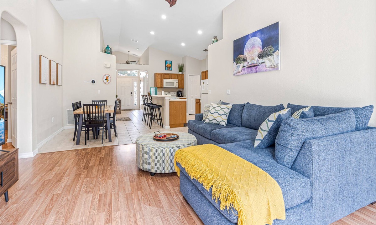 Vizcay House | Disney inspired retreat, close to the parks and a private pool