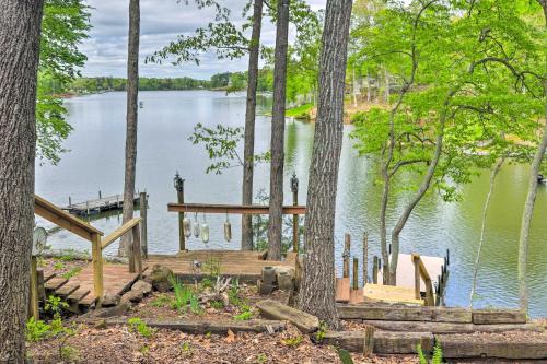 Lake Secession House | Dock + Fire Pit: Lakefront Living in Abbeville!
