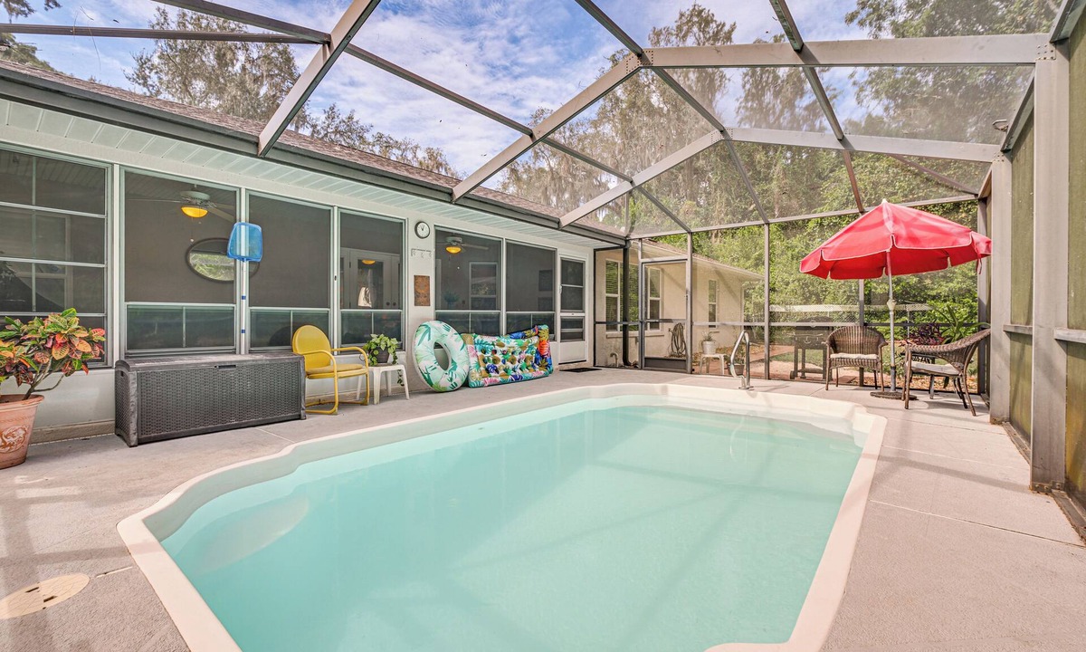 Inverness House | Dog-Friendly Home, Lake Henderson Across Street!