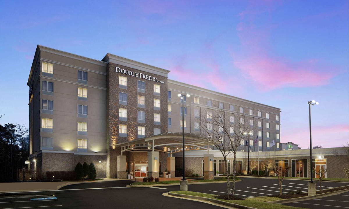 Sandston Hotel | DoubleTree by Hilton Richmond Airport