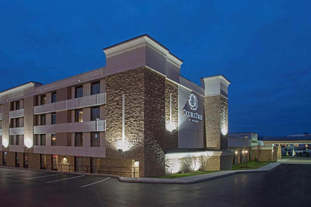 Seward Place Hotel | DoubleTree by Hilton Schenectady