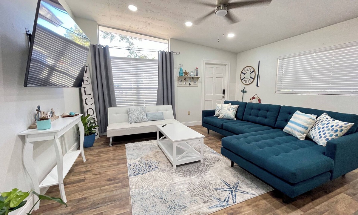 New Port Richey House | Downtown Cozy Corner