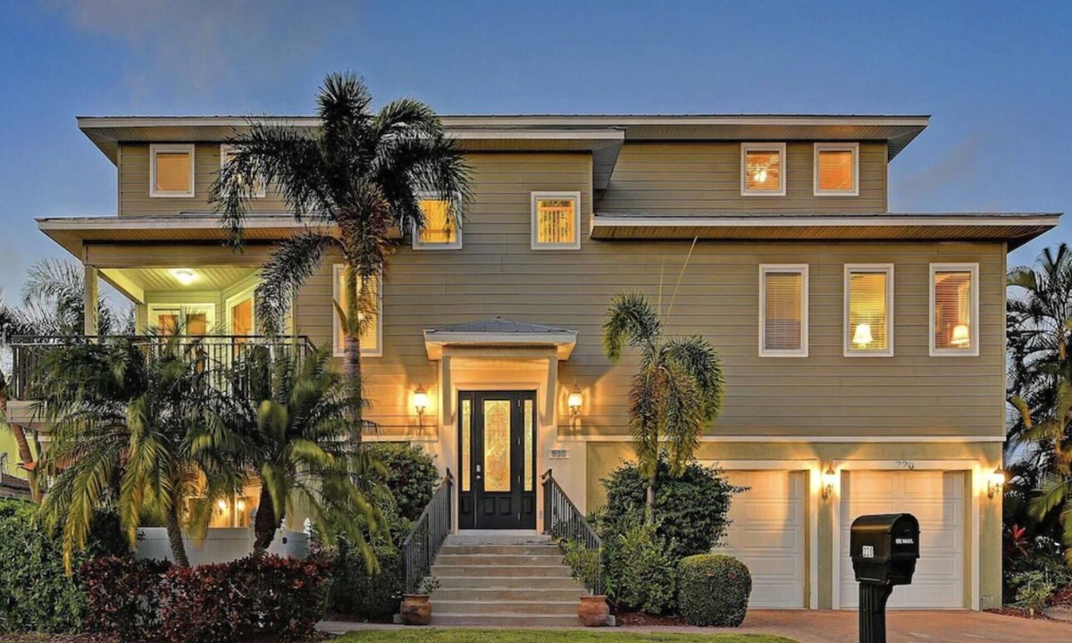 Holmes Beach House | Elevator - Costa Lotta by SeaBreeze Vacation