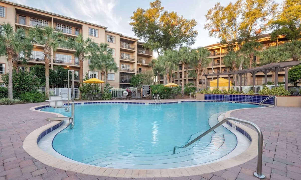 West Kissimmee Hotel | Enjoy a Peaceful Stay with Great Amenities! Unit with Kitchen, Outdoor Pool!