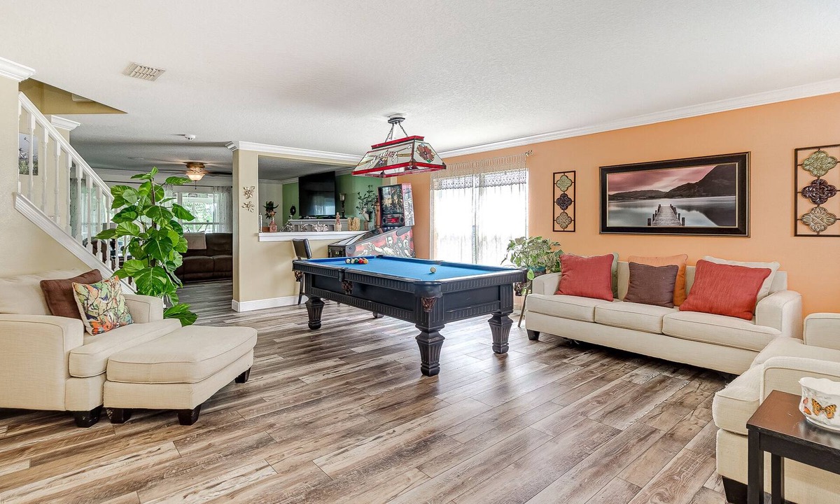 Lakeland House | Exceptional 4br waterfront home close to Disney and Florida Polytechnic