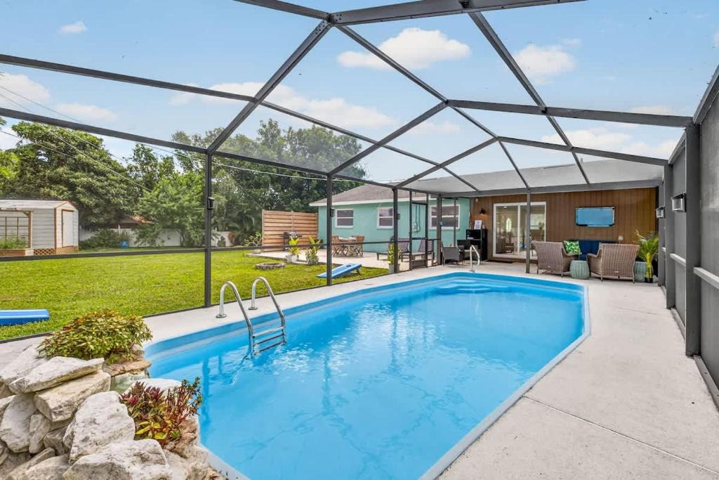 Apollo Beach House | Family 3BR Apollo Beach Oasis Heated Pool BBQ CornHole