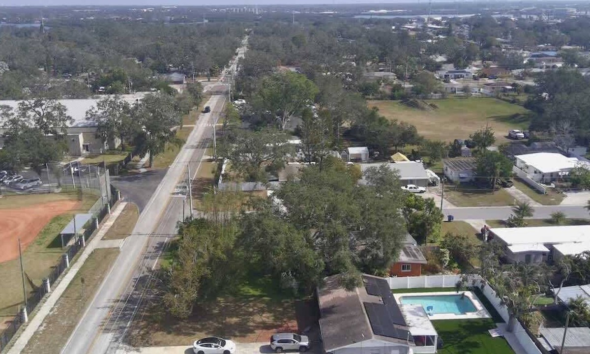 South Pinellas Community Council House | Family 3BR St Pete Home Heated Pool 5 Min To Beaches