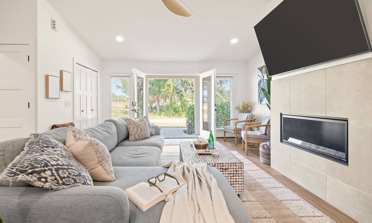 St. Augustine House | Family-Friendly 4BR Near Beach & Downtown