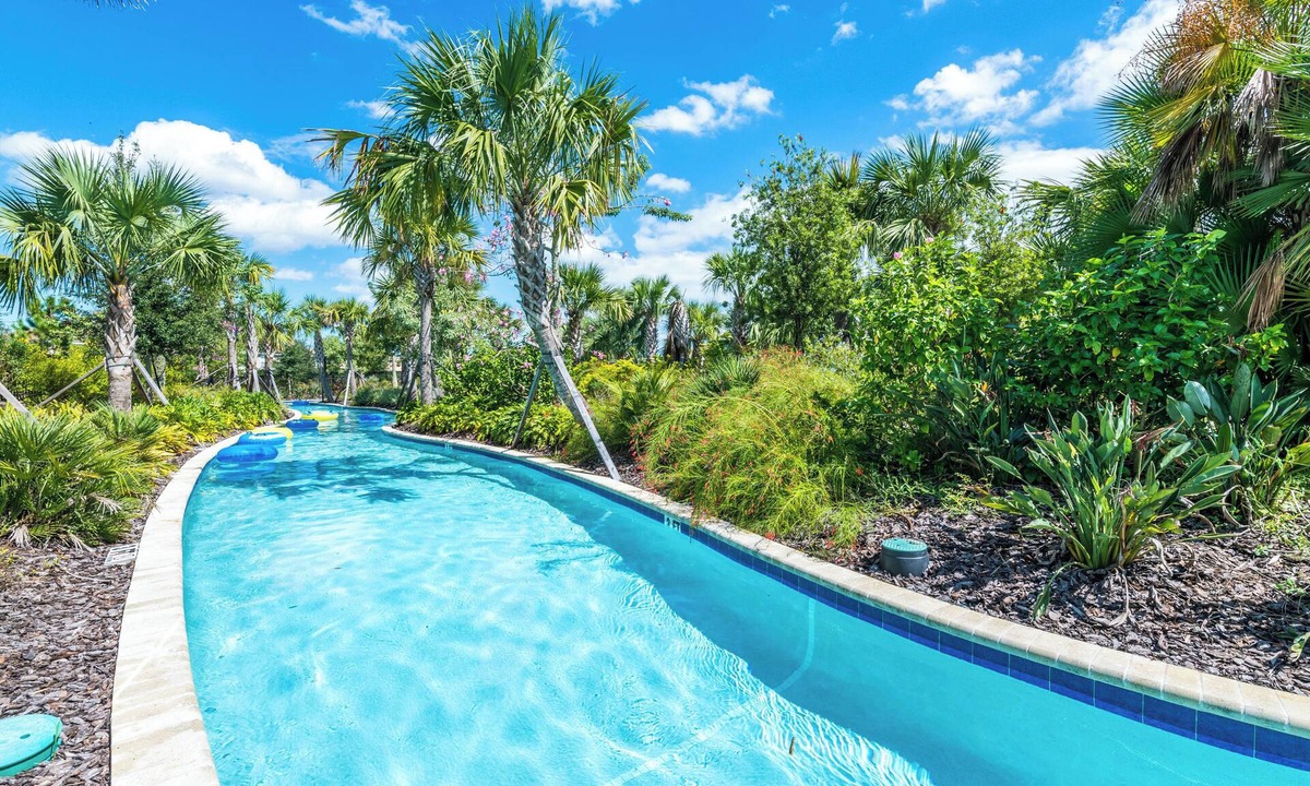 Loughman House | Family-friendly home with private pool, spa & resort lazy river/water slide