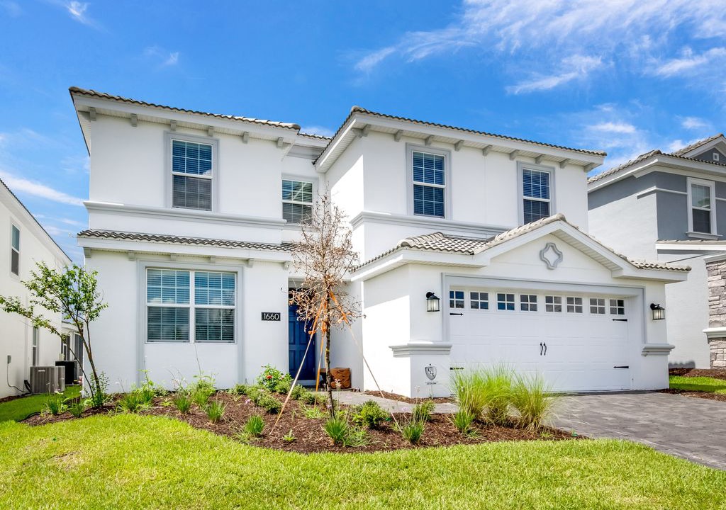 Loma Vista Villa | Fantastic 6 Bedroom 5 Bathroom Champions Gate Pool and Spa Villa With Games Room