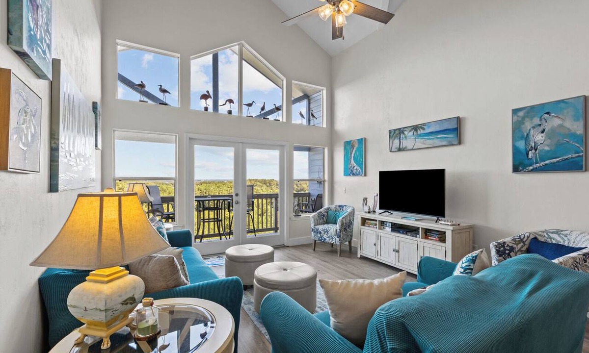 Cedar Key Condo | Fenimore Mill 10E - Pool, Hot Tub, Boat Parking!