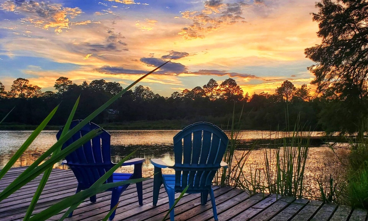 Milton House | Fins to the Left on Blackwater River - 35 mins to the Beach