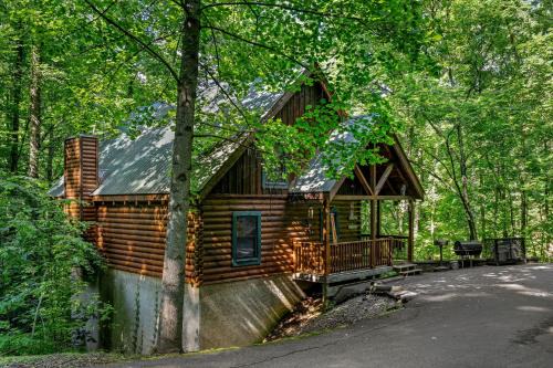 Sevierville House | Forest Fling Cabin