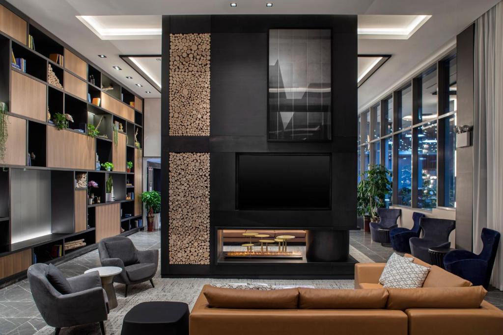 Queens Hotel | Four Points by Sheraton Flushing