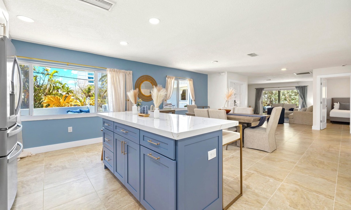 Siesta Key House | Gertrude Siesta | Private Patios, Beach & Village, 100 steps to Best Views on Siesta Key