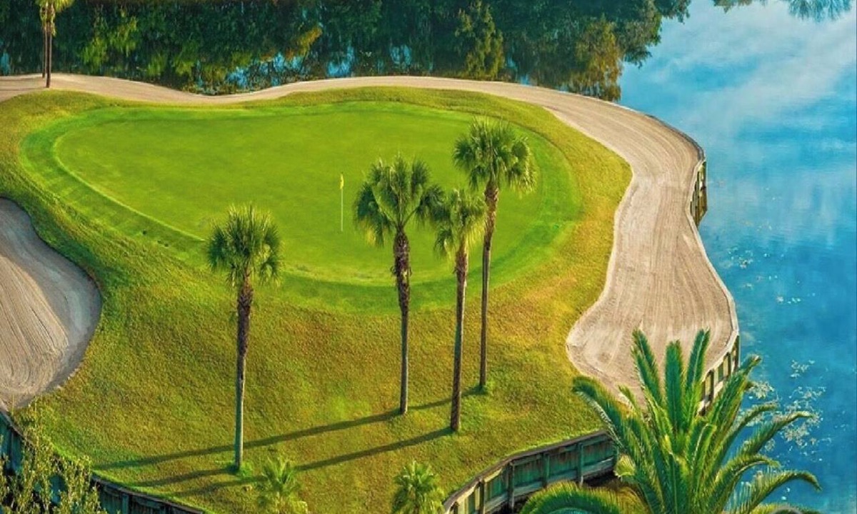 Plantation Condo | Golf and Country Club privileges! Heated Pool near Wellen Park & Braves Stadium