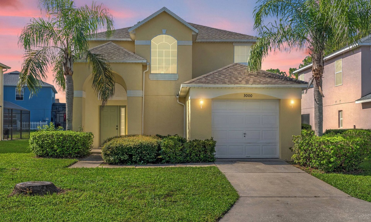 Haines City House | Golfer's Dream Villa in Southern Dunes 4 Bedroom with 3 Bathrooms