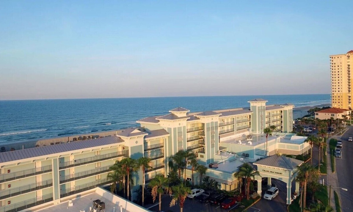 Ortona Park Resort | Grand Seas 1 bedroom Oceanview